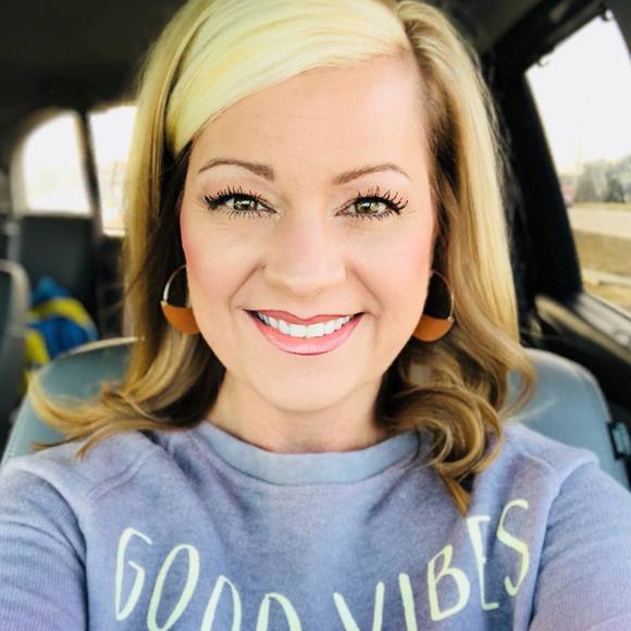 Meet your Posher, Ami - Picture 1 of 1